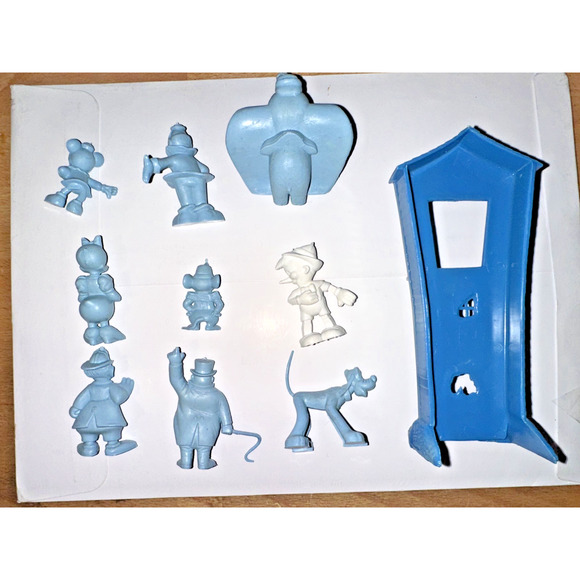 LOT Vintage Marx Disney Dumbo TV Playhouse w 2-Story House & Pinocchio FREE SHIP - Picture 9 of 12